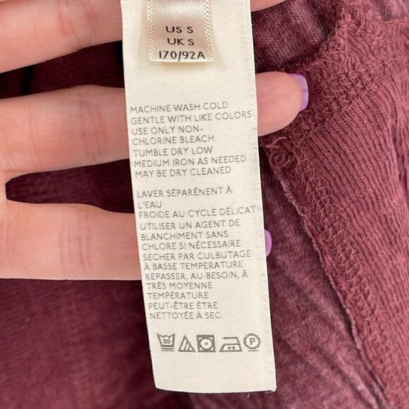 We The Free Back At It Henley Top Long Sleeves Oversized Slouchy Burgundy Small - Picture 10 of 12